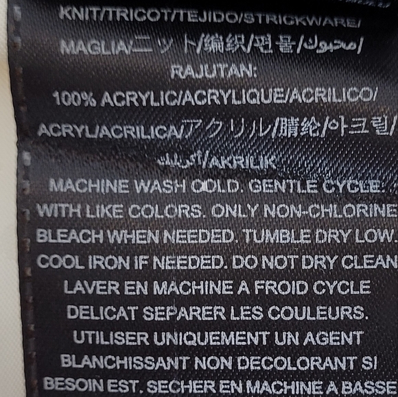 Guess Quilted Puffer Jacket  - Size L - Picture 14 of 15